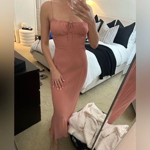 Aritzia Wilfred Bellow Dress in Heirloom Pink